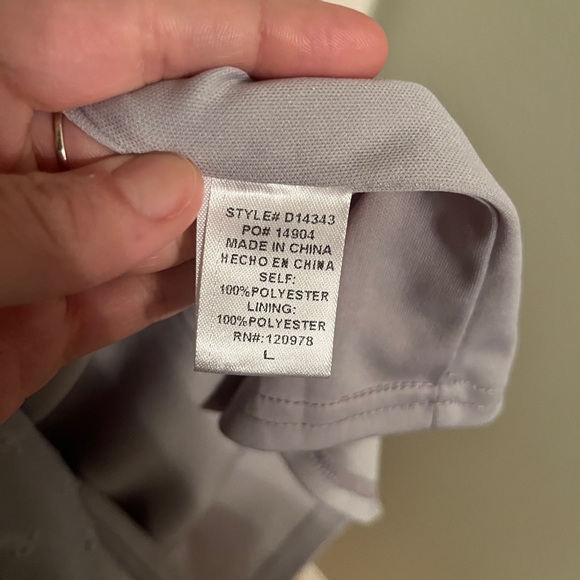 V- neck star studded lilac flowy dress - Picture 4 of 6